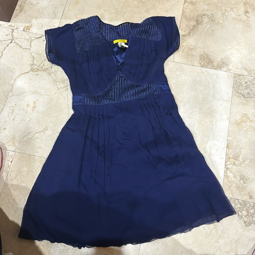 Size 2 blue dress with pockets